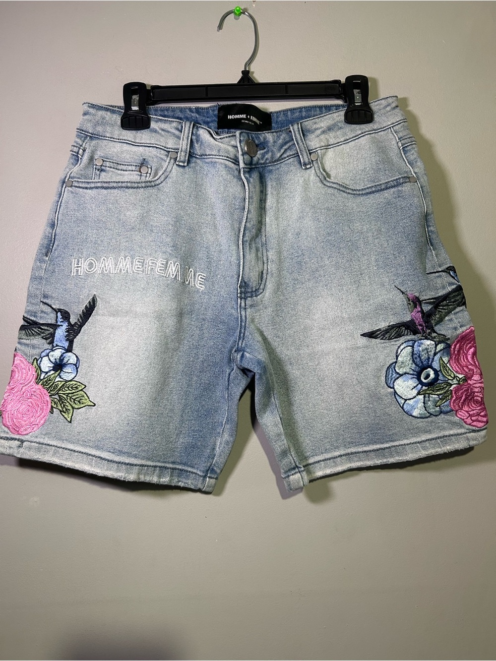Homme + Femme Women’s Floral Hummingbird Embroidered Denim Shorts 32 NWT